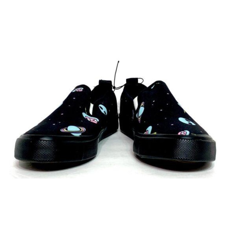 UFO Sneakers Slip On Black 2021 Women’s Size 8