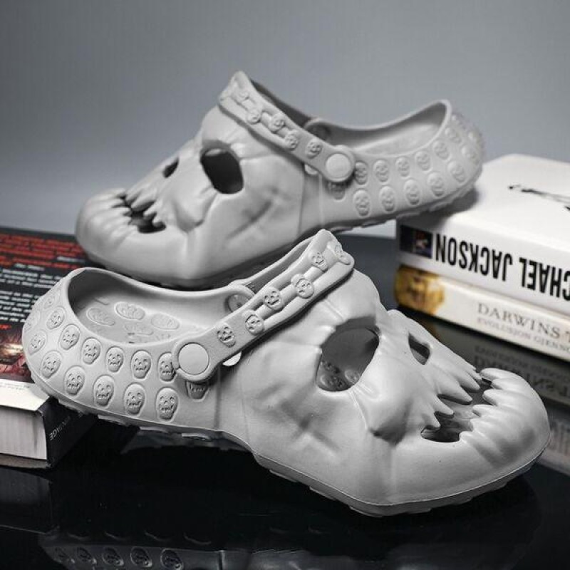 Men's garden Shoes Summer Beach skull Sandals thick-soled Slipper Runner outdoor