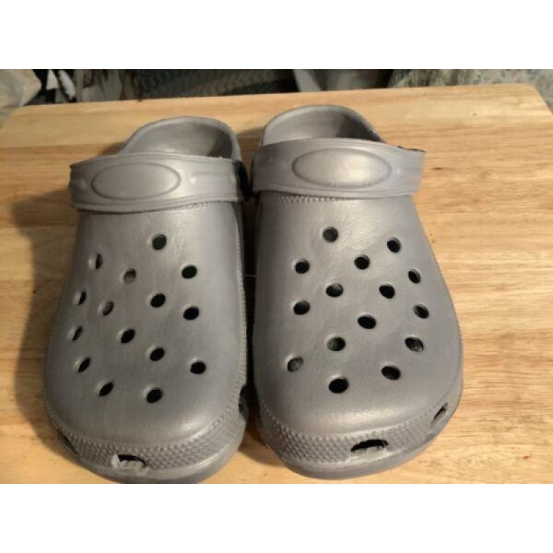 Crockees - Croc Like Shoe - Gray - Men’s Size 9